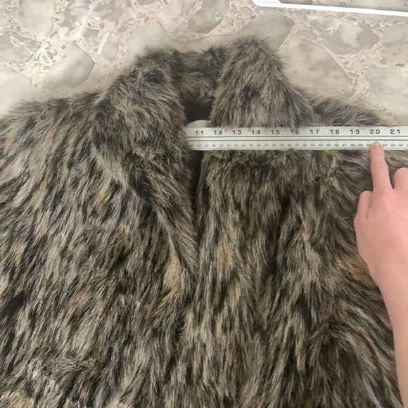 Vintage Vegan Fur Coat - Picture 13 of 15